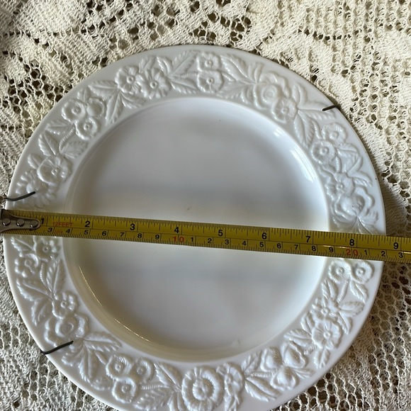 Anchor Hocking Vitrock White Plate - Picture 4 of 4